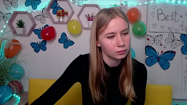 Stripchat sex cam VikaWarmth