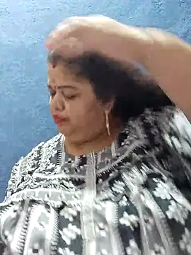Stripchat sex cam tamilthanushri