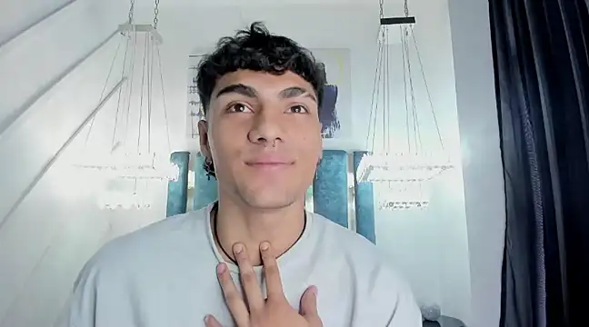 Stripchat sex cam Aaron_more