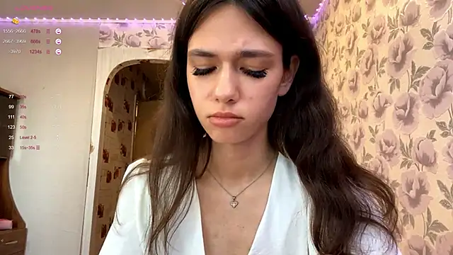 Stripchat sex cam PlayfulShyEmma
