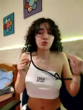 Stripchat sex cam sofy_tay