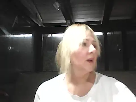 Stripchat sex cam CatlinMeow
