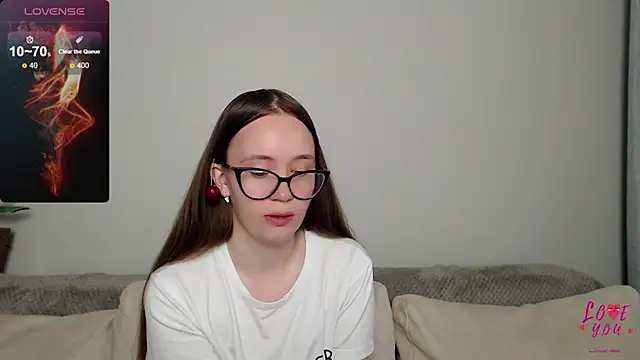 Stripchat sex cam LuckyyCharmm