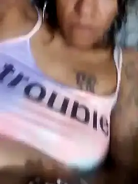 Stripchat sex cam SkyeeJ151
