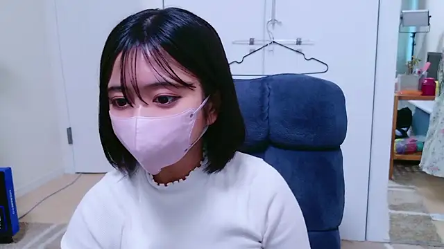 Stripchat sex cam chanhiyo1111