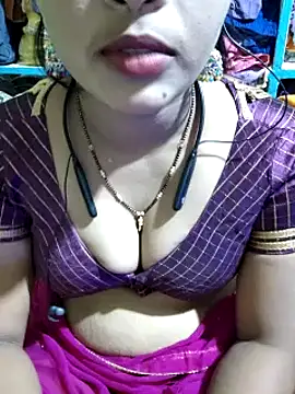 Stripchat sex cam sonaaqueen