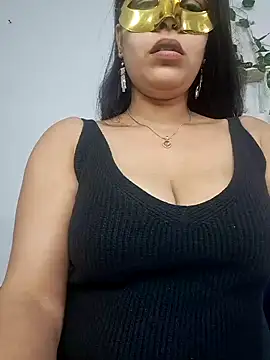 Stripchat sex cam ur_khwahishh