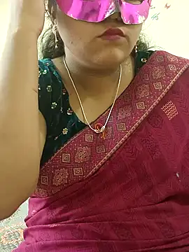 Stripchat sex cam Hotmadhuri12345