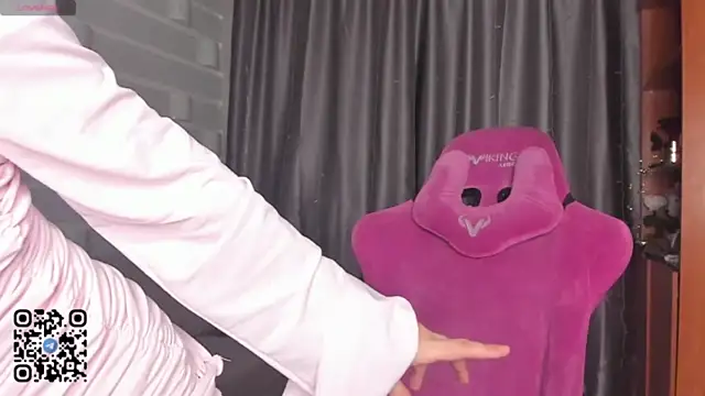 Stripchat sex cam BabyPoet