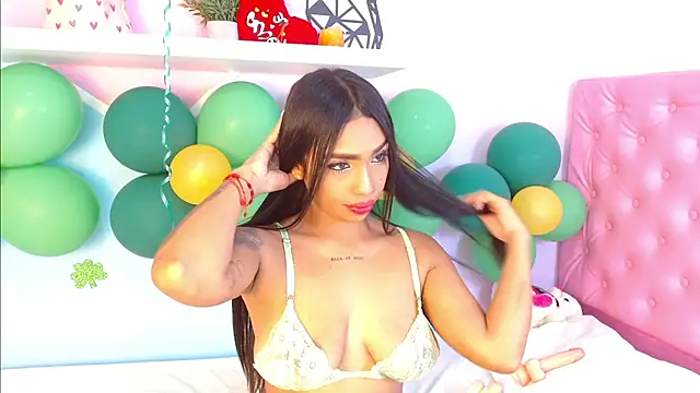 Stripchat sex cam barbarahills_21