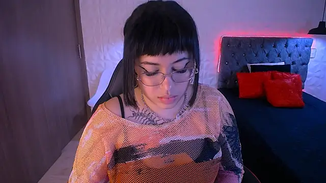 Stripchat sex cam gothickitty_dl
