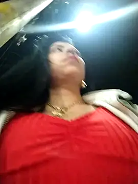 Stripchat sex cam Luinna