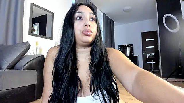 Stripchat sex cam SolaraLuz