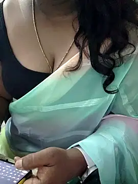 Stripchat sex cam Saritha03