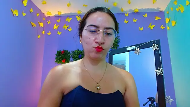 Stripchat sex cam shyla_hoppen