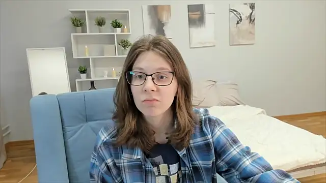Stripchat sex cam TessBushy