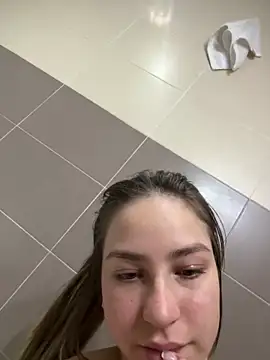 Stripchat sex cam SofieKitty