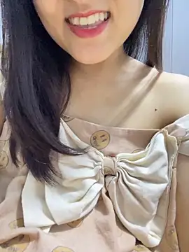 Stripchat sex cam Xuka119