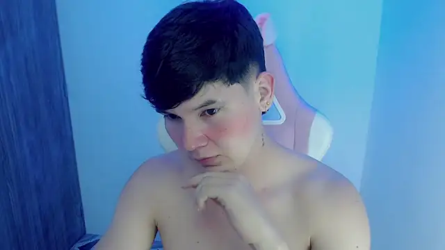 Stripchat sex cam Noah_joness