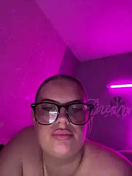 Stripchat sex cam BaadKiity