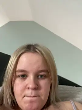 Stripchat sex cam princess_blondex