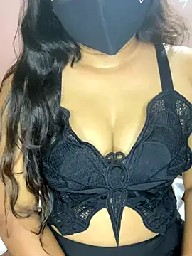 Stripchat sex cam Bashi05