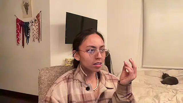 Stripchat sex cam sunshine_curly