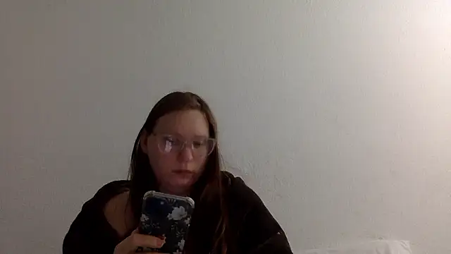 Stripchat sex cam rosewaterlily28