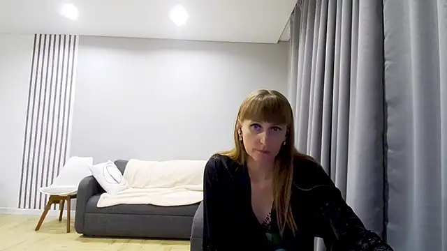 Stripchat sex cam Daniella_Lorente