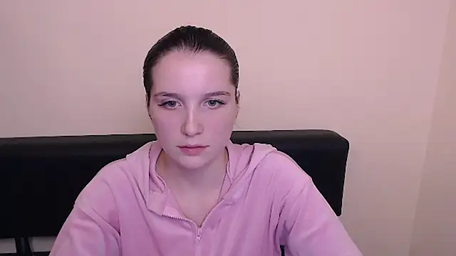 Stripchat sex cam _ValeryShy_