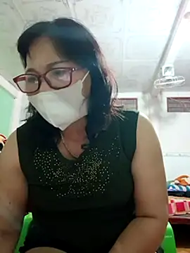 Stripchat sex cam phamnhi140