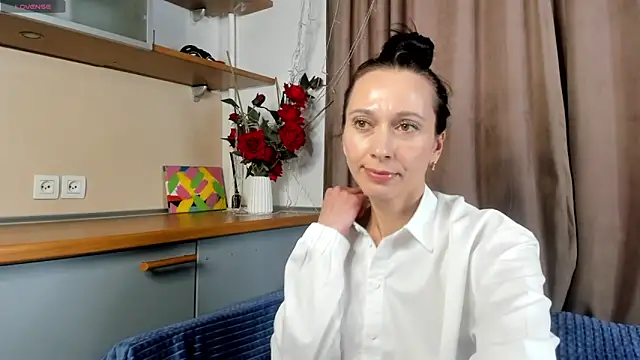 Stripchat sex cam RubiHarlot
