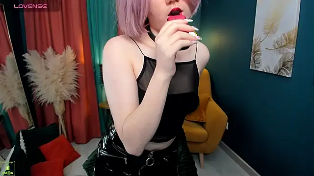Stripchat sex cam Emilia__Kiss