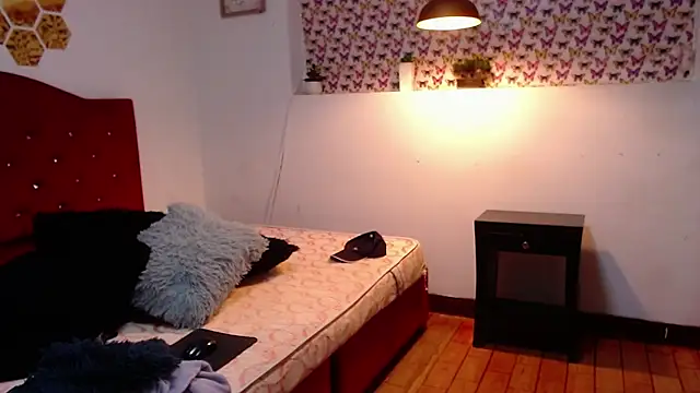 Stripchat sex cam CHANEL_ROUSS