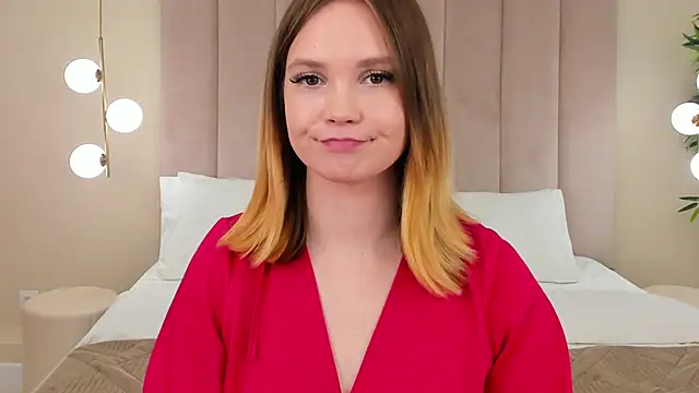 Stripchat sex cam KiraHolli