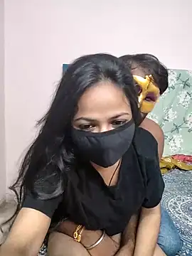 Stripchat sex cam parvee_
