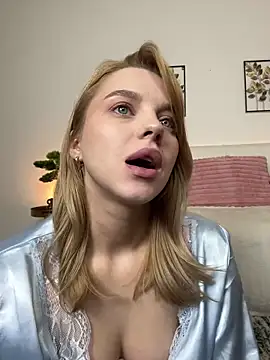 Stripchat sex cam LilyFlamee