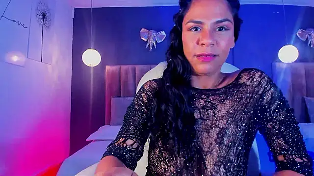 Stripchat sex cam SaraRousee-