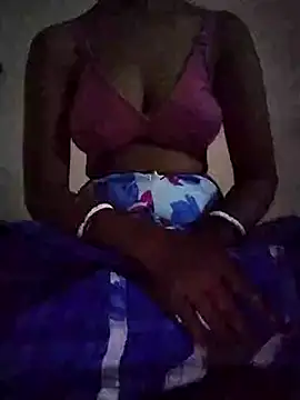 Stripchat sex cam beautynisha09