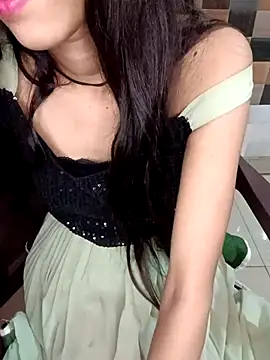 Stripchat sex cam Queen_Pooja7