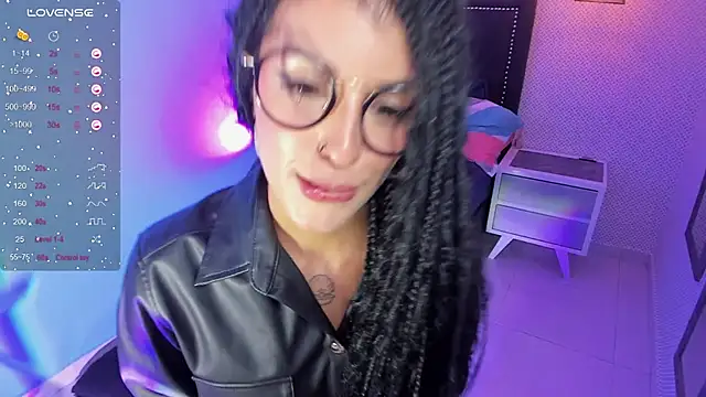 Stripchat sex cam CARLYMORRISON