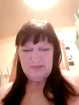 Stripchat sex cam Apeesynka552