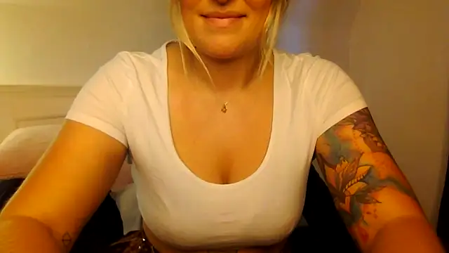 Stripchat sex cam Ruby_Reid