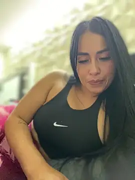 Stripchat sex cam areviklusine1