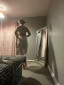 Stripchat sex cam EllieMaeBaby