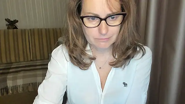 Stripchat sex cam lauraoven
