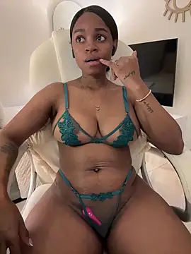 Stripchat sex cam CharlottX