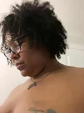 Stripchat sex cam CandiiCanee