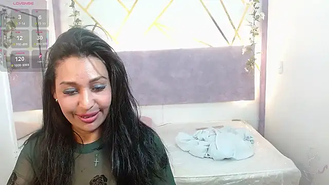 Stripchat sex cam IvyShine7