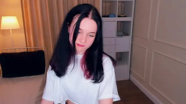 Stripchat sex cam DianeMilade